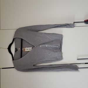 Grey shirt/cardigan